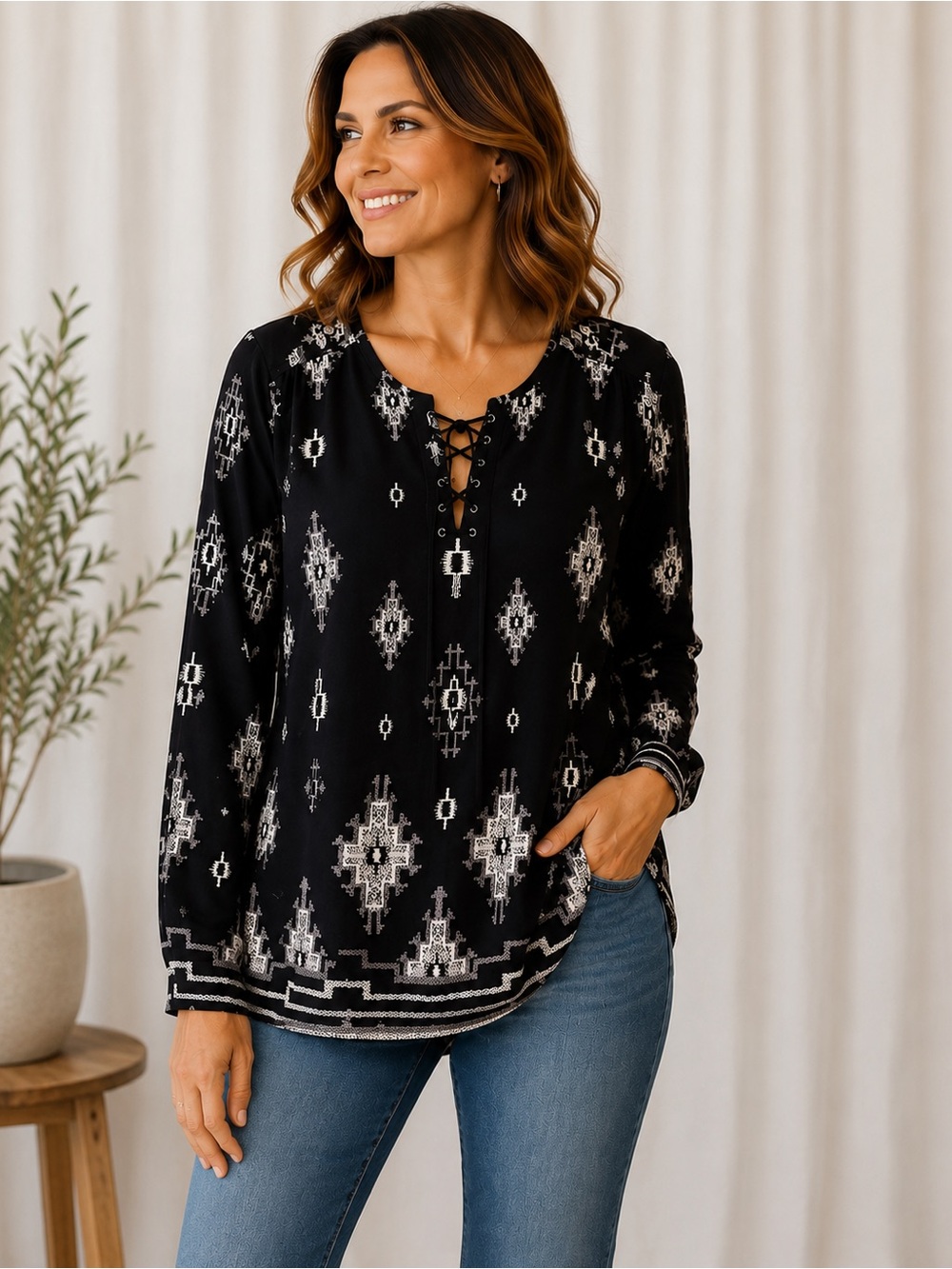 Style & Co Black White Geometric Lace-Up Boho Blouse – Medium